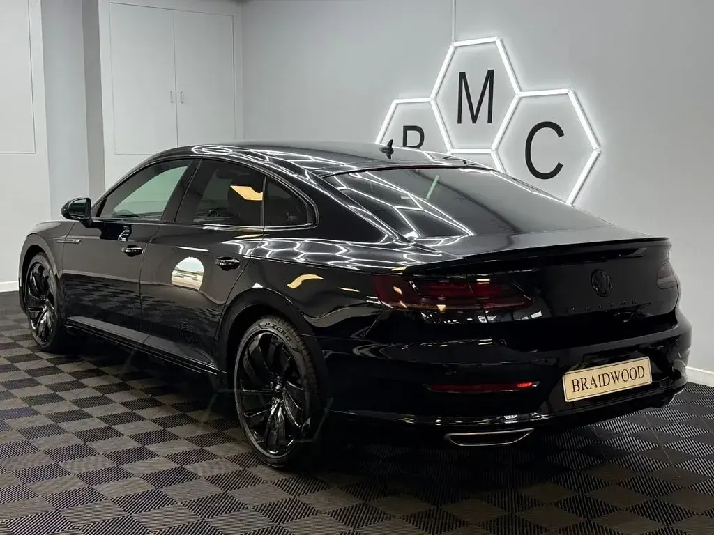 Used VW Arteon R-line 190 HP (139 kW) 2017 Black Hatchback