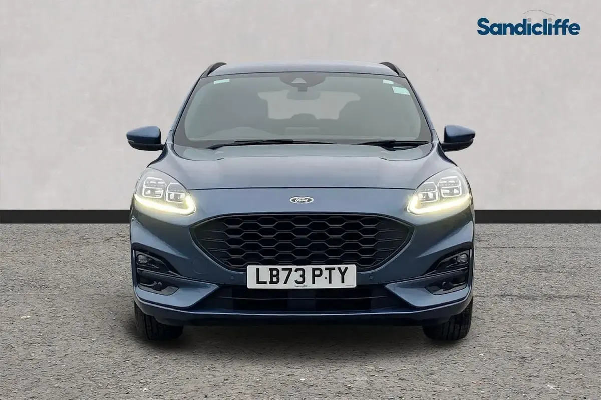 Used Ford Kuga ST-Line 190 HP (139 kW) 2023 Blue SUV