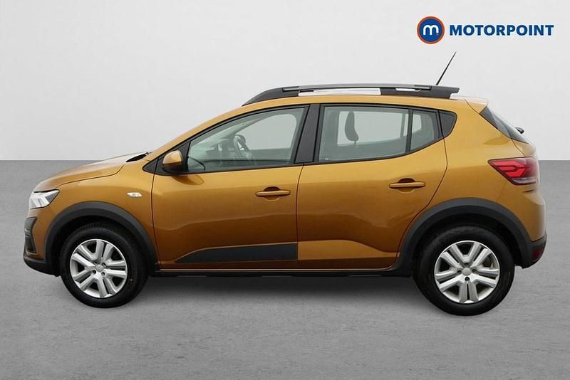 Used Dacia Sandero Expression 2023 Orange Hatchback