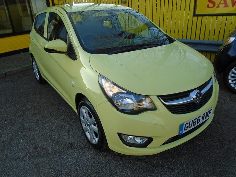 Green Used 2016 Vauxhall Viva Hatchback | £5,695 (Fair price) - Image 1/4