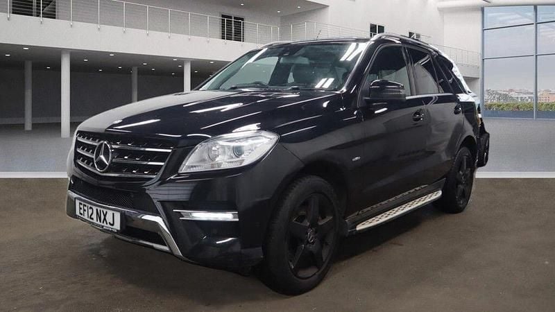 Black Used 2012 Mercedes ML350 SUV | £10,499 (Fair price) - Image 1/4
