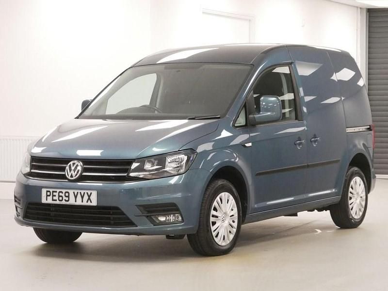 Used VW Caddy Trendline 102 HP (75 kW) 2019 Green MPV