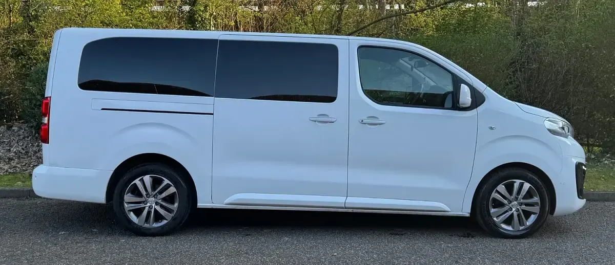Used Peugeot Traveller Allure 2019 White MPV