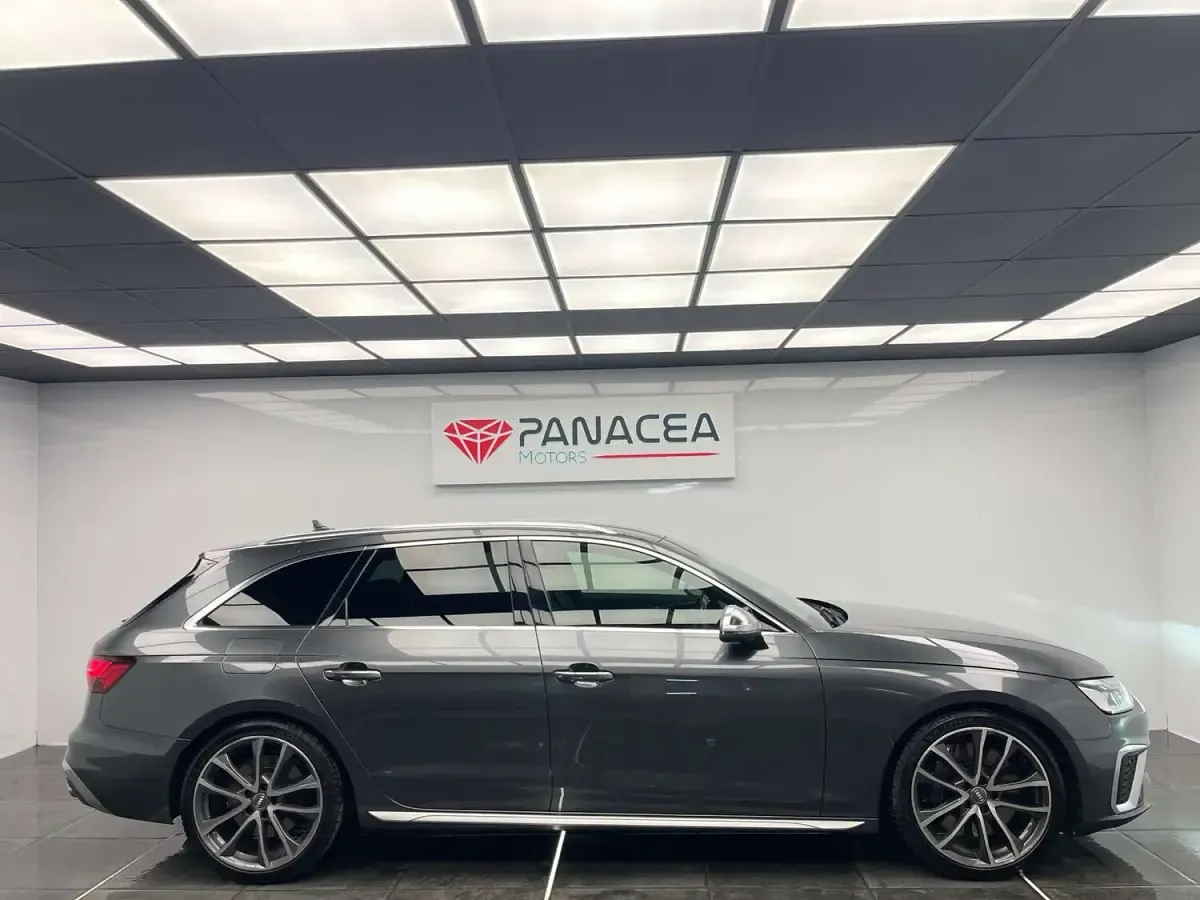 Used Audi A4 Design 347 HP (255 kW) 2020 Grey Estate