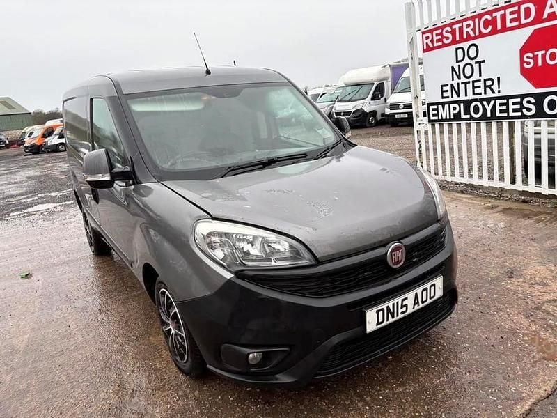 Grey Used 2015 Fiat Doblò MPV | £2,495 (Super price) - Image 1/4