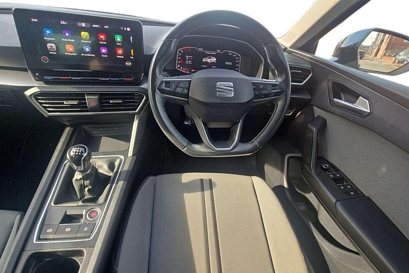 Used Seat Leon SE Dynamic 108 HP (79 kW) 2021 Grey Hatchback