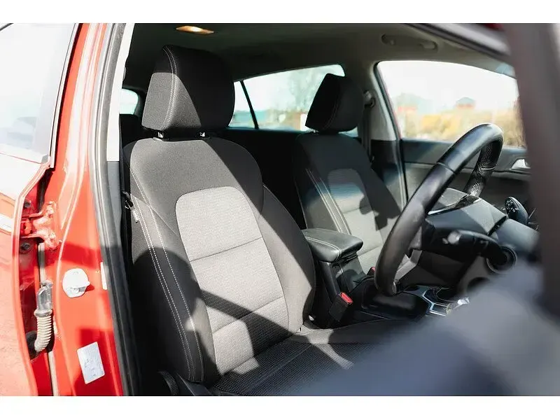 Used Kia Sportage 134 HP (98 kW) 2020 Red SUV