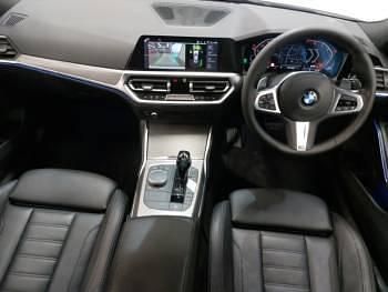 Used BMW 330 M Sport 258 HP (189 kW) 2019 White Sedan