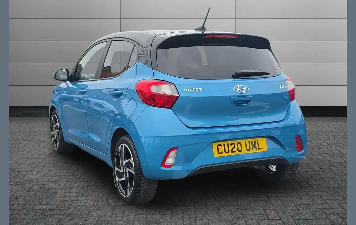 Used Hyundai i10 Premium 65 HP (47 kW) 2020 Other Hatchback