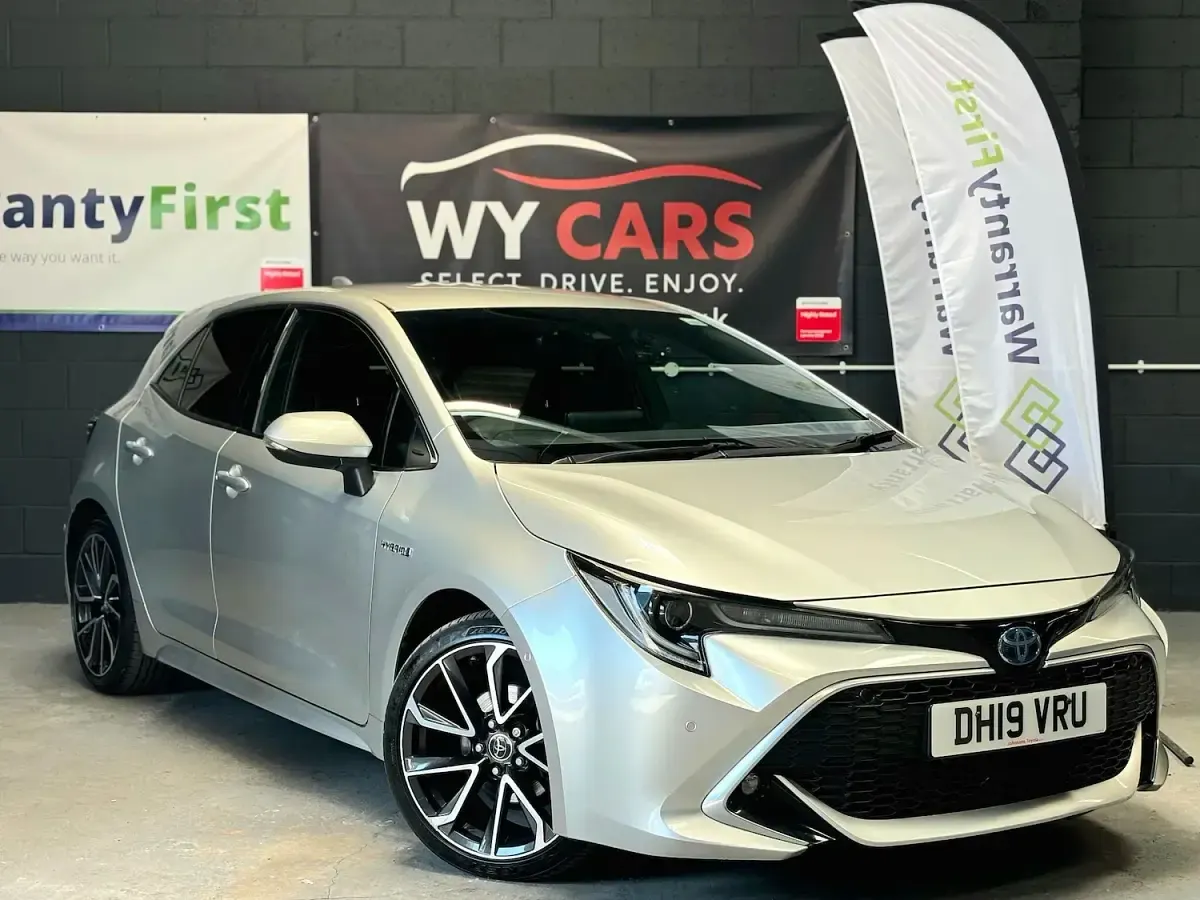 Used Toyota Corolla 122 HP (89 kW) 2019 Hatchback