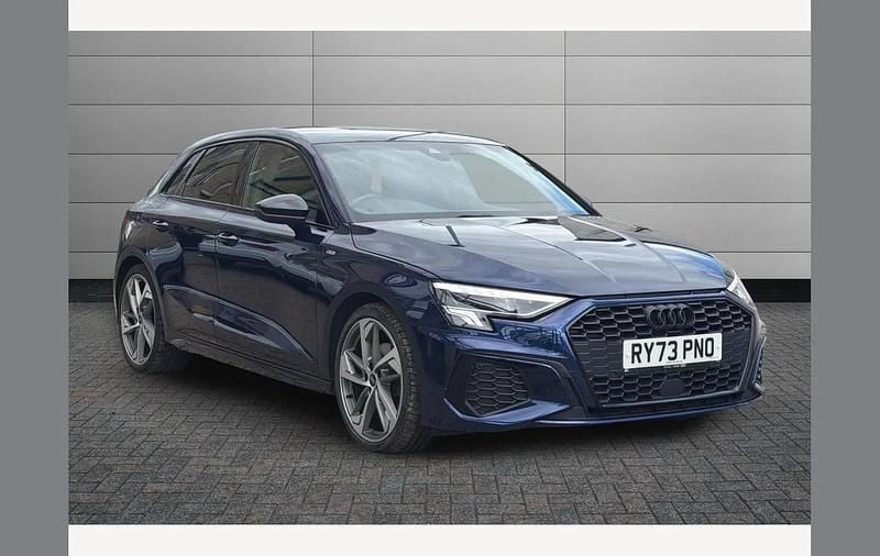 Used Audi A3 Black Edition 150 HP (110 kW) 2024 Blue Hatchback