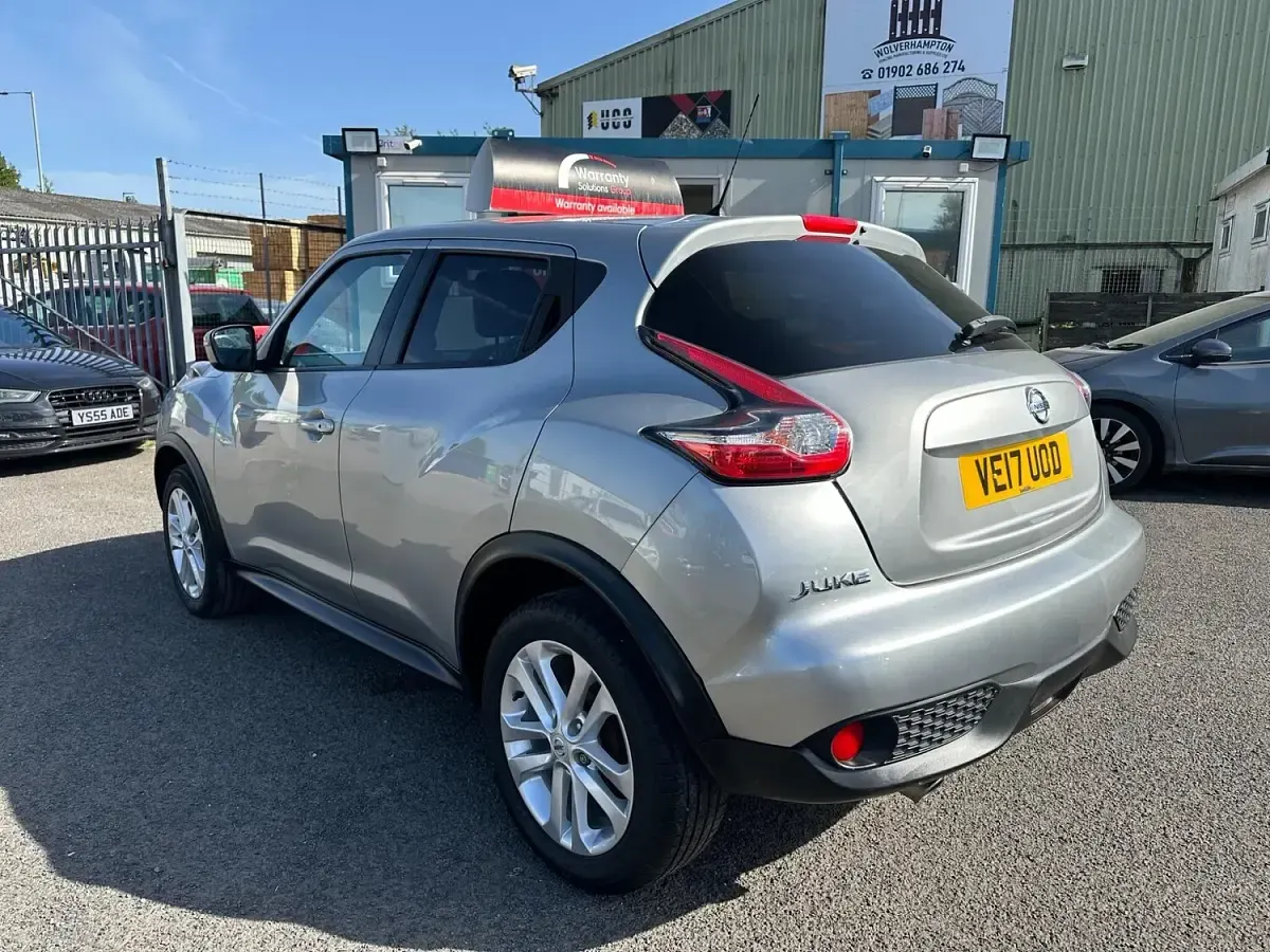 Used Nissan Juke N-Connecta 110 HP (80 kW) 2017 Silver SUV