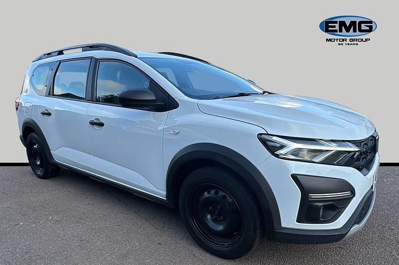 White Used 2022 Dacia Jogger Essentiel MPV | £11,395 (A bit pricey) - Image 1/3