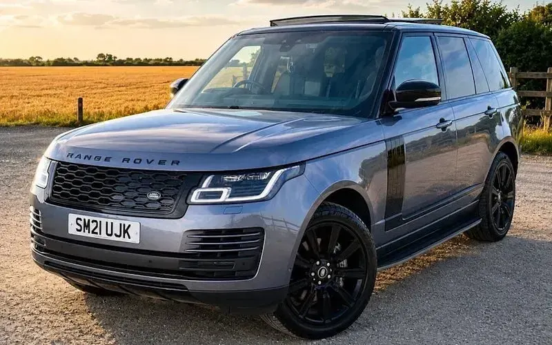 Used Land Rover Range Rover 404 HP (297 kW) 2021 Blue SUV
