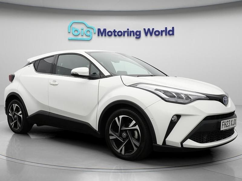 White Used 2023 Toyota C-HR Design SUV | £20,250 (Fair price) - Image 1/4