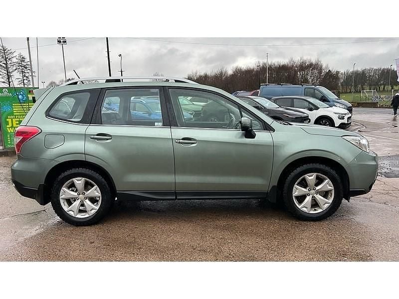 Used Subaru Forester Premium 2015 Green SUV