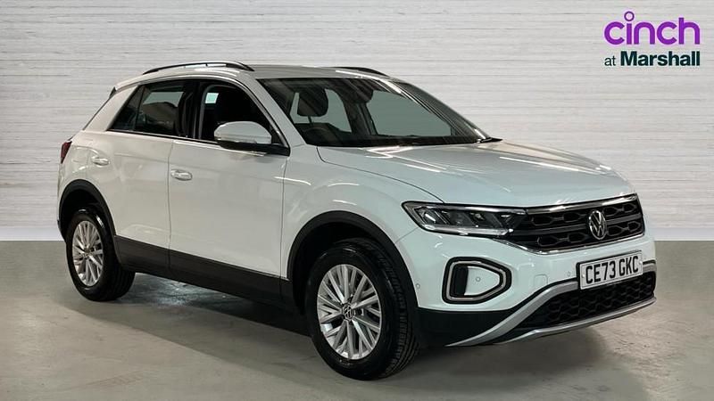 Used VW T-Roc Life 150 HP (110 kW) 2023 White SUV