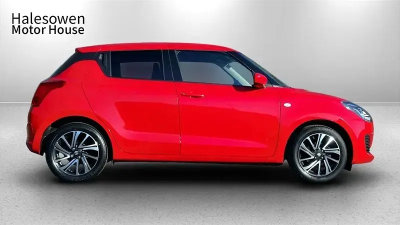 Usado Suzuki Swift SZ-L 83 HP (61 kW) 2023 Vermelho Citadino