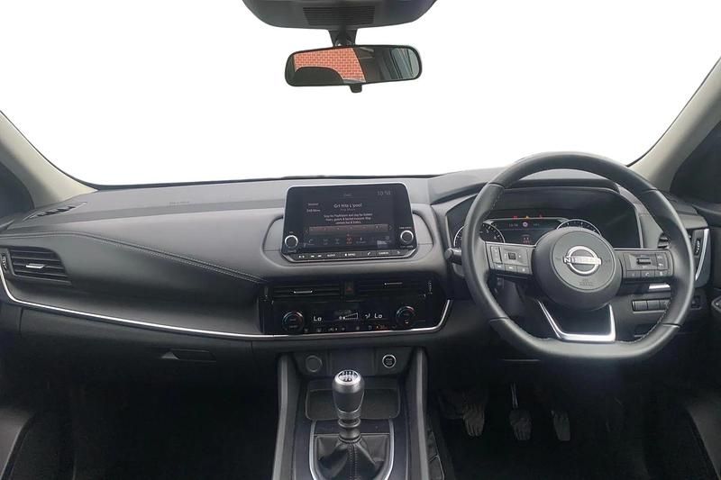 Used Nissan Qashqai Acenta Premium 2022 Grey SUV