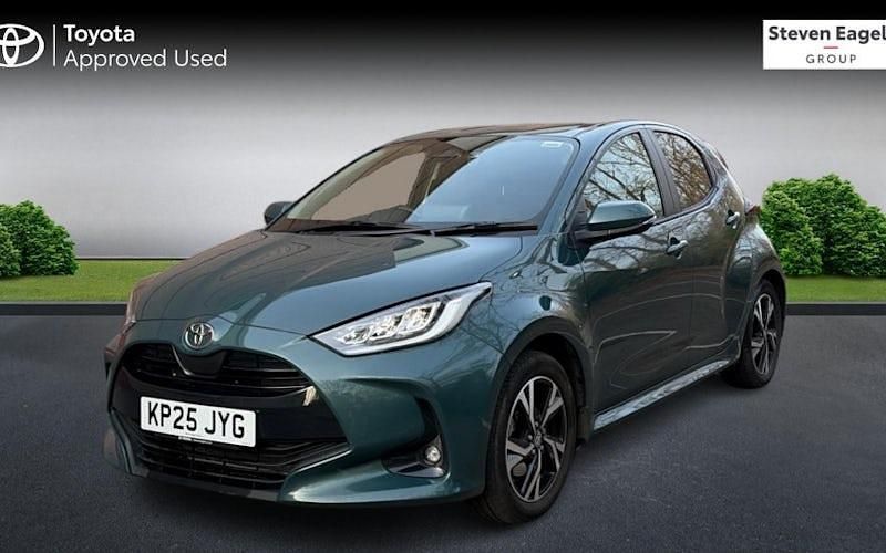 Used Toyota Yaris Hybrid Design 116 HP (85 kW) 2026 Hatchback
