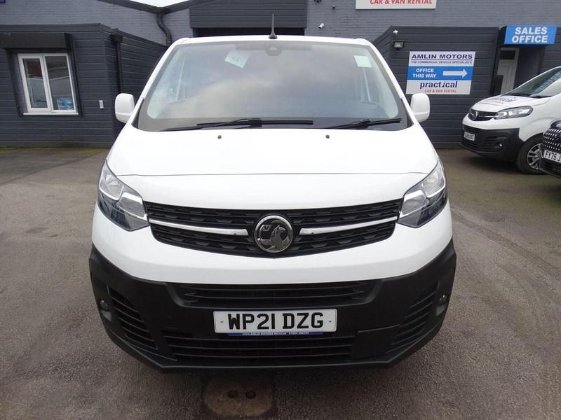 Used Vauxhall Vivaro S 2021 White MPV