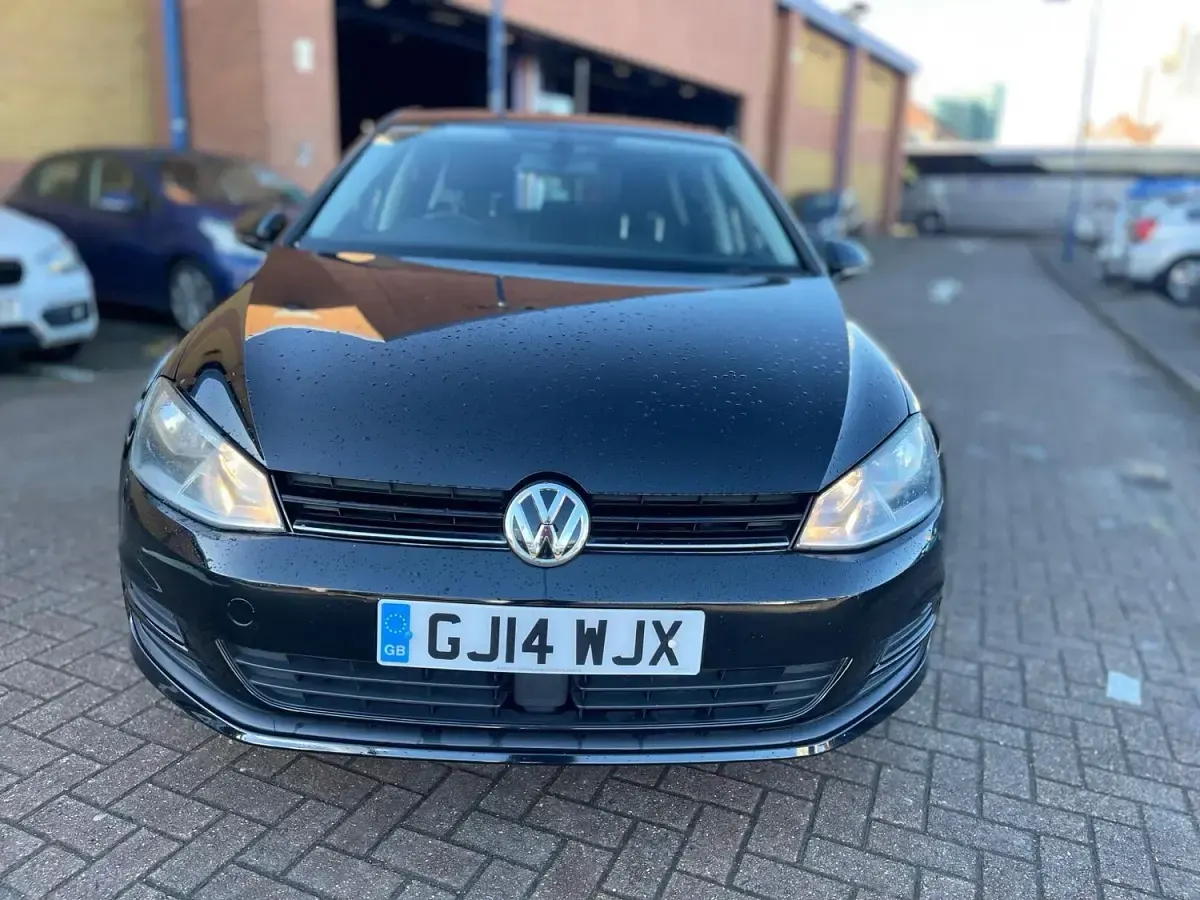 Used VW Golf VII SE 122 HP (89 kW) 2014 Black Hatchback