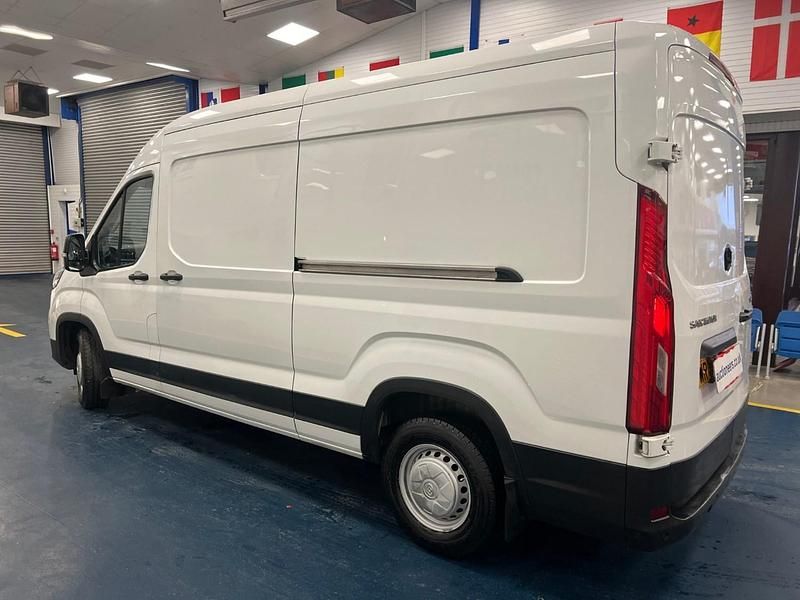 Used Maxus V90 150 HP (110 kW) 2023 White Van