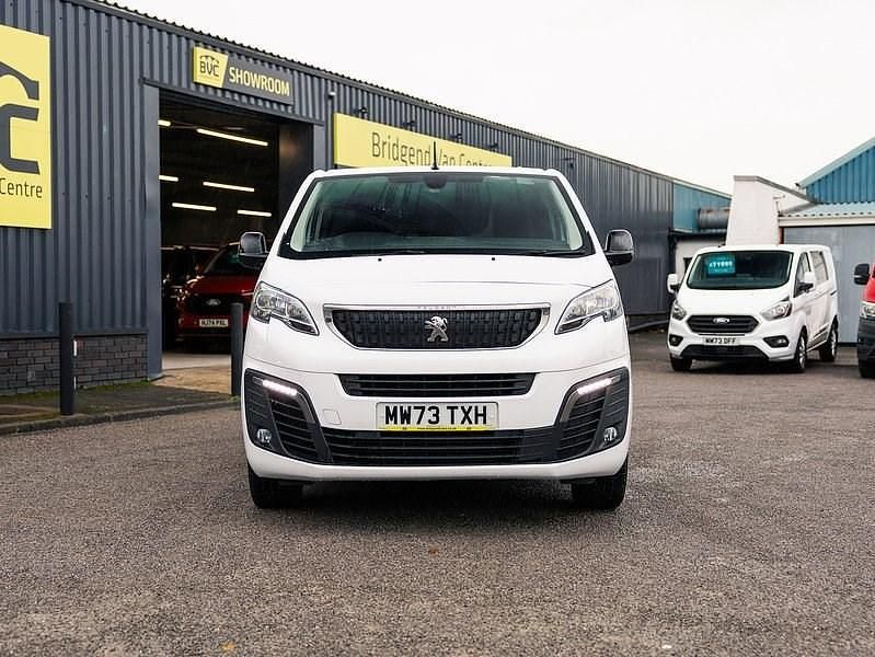 Used Peugeot Expert Premium 100 HP (73 kW) 2023 White Van