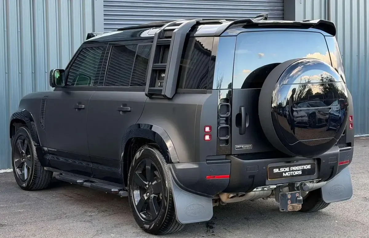Used Land Rover Defender First Edition 2020 Green SUV