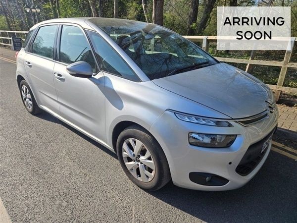Silver Used 2014 Citroën C4 Picasso VTR Sport MPV | £7,450 (Fair price) - Image 1/1