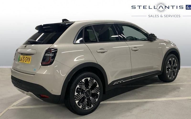 New Fiat 600E La Prima 114 kW (156 HP) 2025 Brown SUV