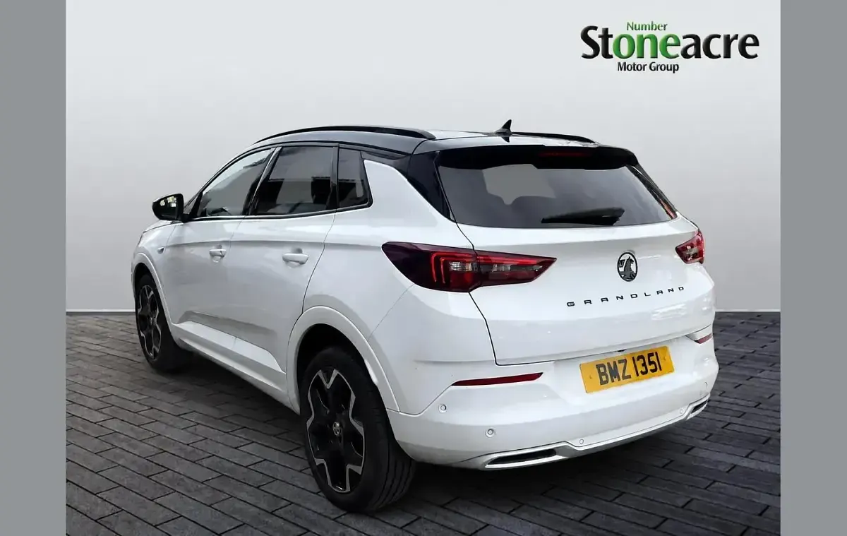 Used Vauxhall Grandland X Ultimate 128 HP (94 kW) 2023 White SUV