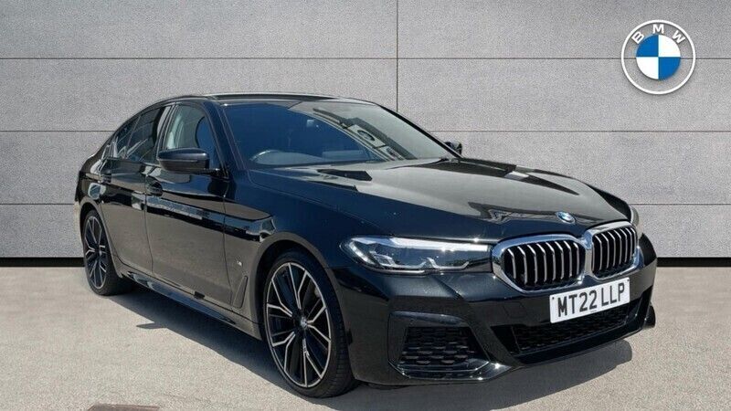 Black Used 2022 BMW 520 M Sport | £29,990 (Fair price) - Image 1/4