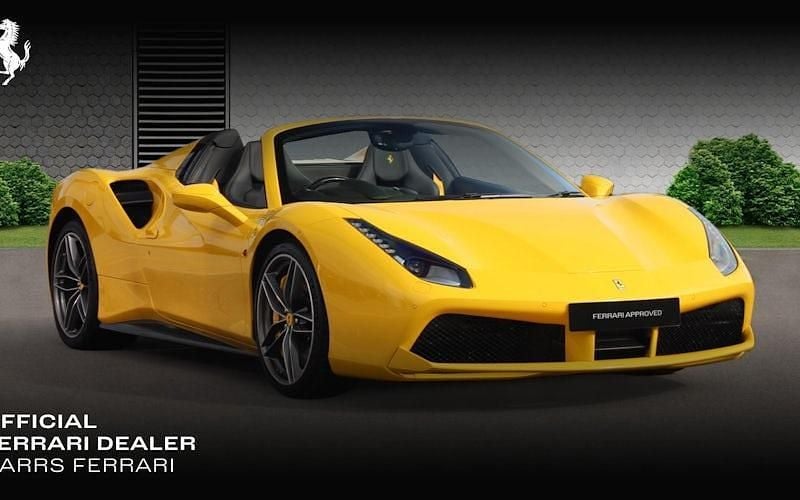 Used Ferrari 488 670 HP (492 kW) 2018 Yellow Cabriolet