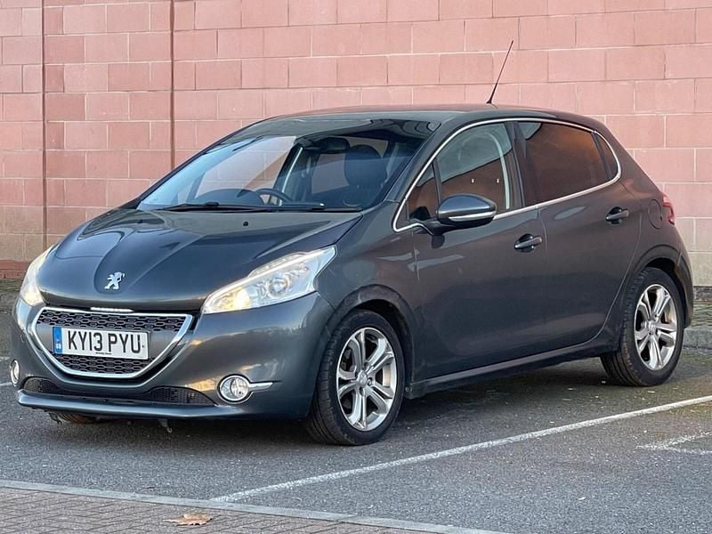 Usado Peugeot 208 Allure 2013 Cinzento Citadino
