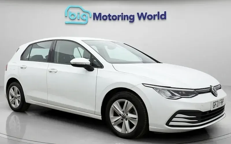 Used VW Golf VIII Life 131 HP (96 kW) 2024 Hatchback