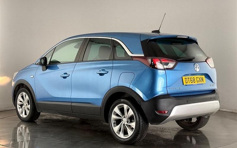 Used Vauxhall Crossland X S 131 HP (96 kW) 2019 Blue SUV