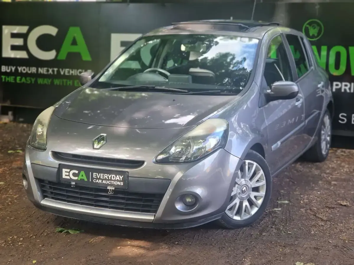 Used Renault Clio Dynamique 2011 Grey Hatchback