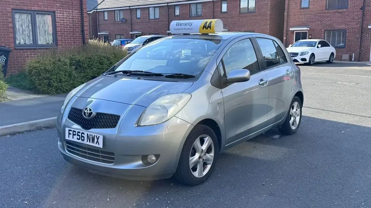 Used Toyota Yaris 2006 Silver Hatchback