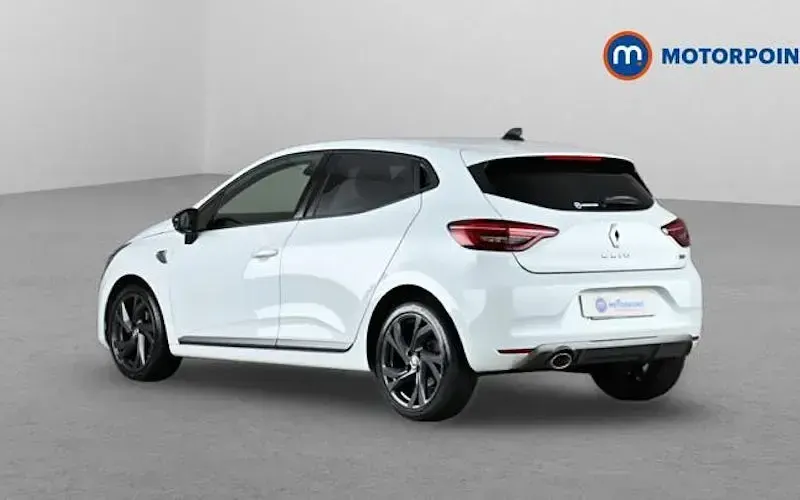 Used Renault Clio RS Line 90 HP (66 kW) 2023 White Hatchback