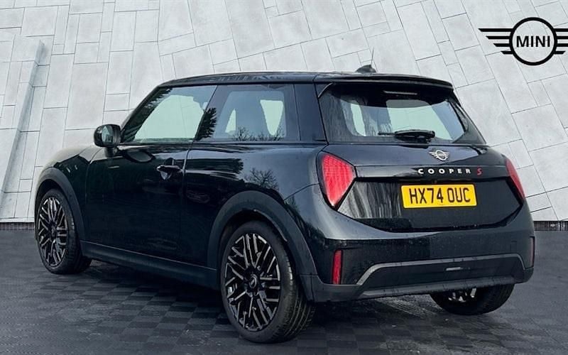 Used Mini Cooper Exclusive 204 HP (150 kW) 2026 Hatchback