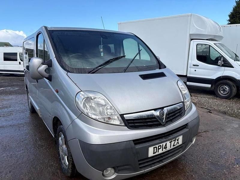 Used Vauxhall Vivaro Sportive 115 HP (84 kW) 2014 Silver MPV
