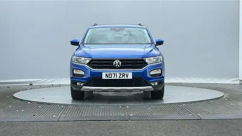 Used VW T-Roc Active 150 HP (110 kW) 2021 Blue SUV