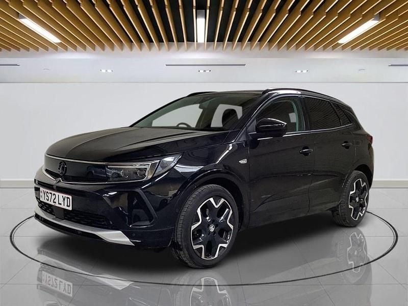 Second-hand Vauxhall Grandland X Ultimate 130 CP (95 kW) 2022 Negru SUV