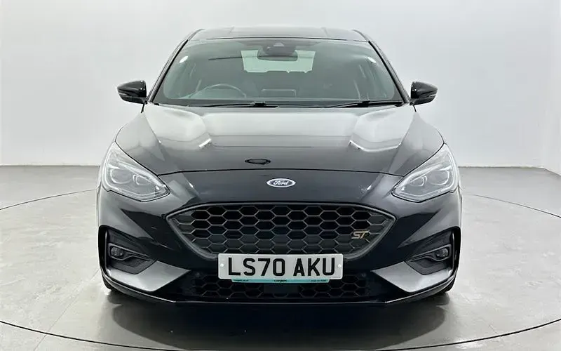 Used Ford Focus ST 280 HP (205 kW) 2020 Black Hatchback