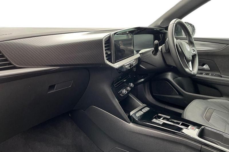 Used Vauxhall Mokka Ultimate 128 HP (94 kW) 2023 White SUV