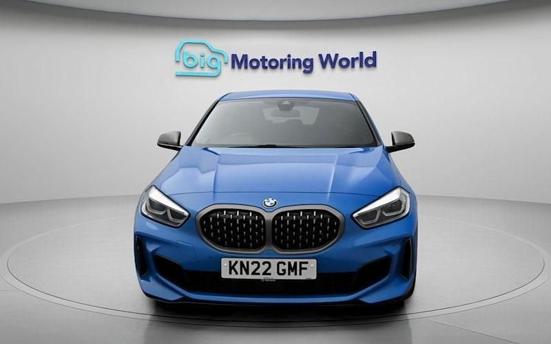 Begagnad BMW M135 306 HK (225 kW) 2024 Halvkombi