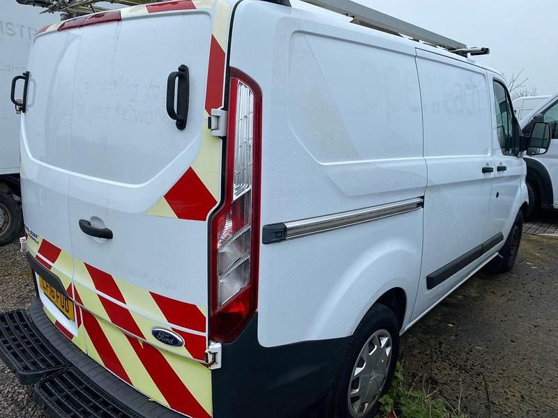 Used Ford Transit Custom 100 HP (73 kW) 2016 White Van