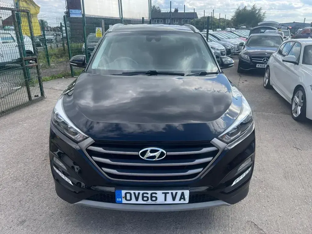 Used Hyundai Tucson SE 116 HP (85 kW) 2016 Black SUV