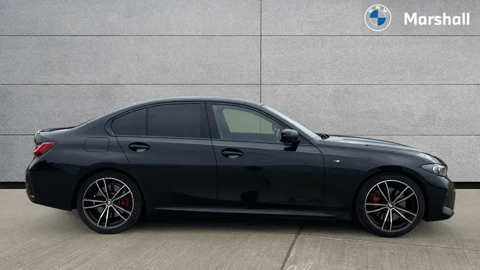 Used BMW 320 M Sport 184 HP (135 kW) 2024 Midnight blue metallic